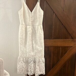 Brand New w/tags Twosisters The Label Dress. Based out of Australia. Size 8 USA